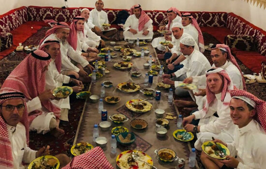 EGIQiZuX0AIq0qm-1 EGIQiZuX0AIq0qm-1